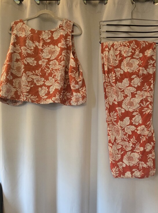 Old Navy Pants - Old Navy Coral Maxi Skirt And Crop Top with White Floral Print